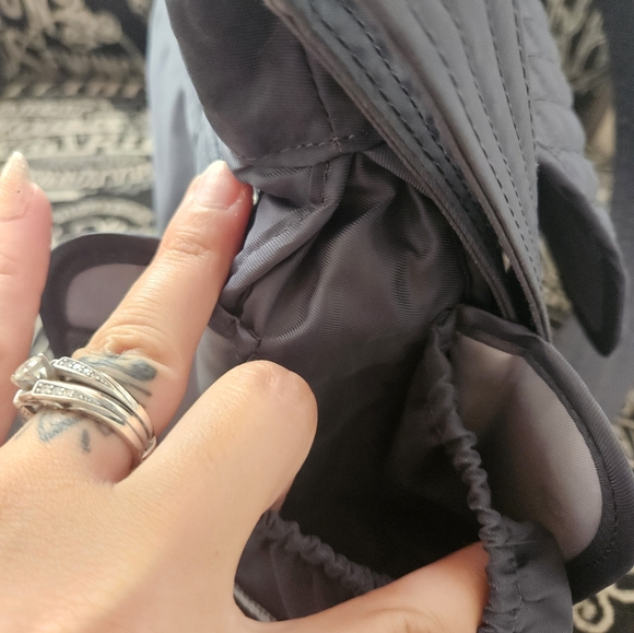 Lug Purse - Picture 4 of 8